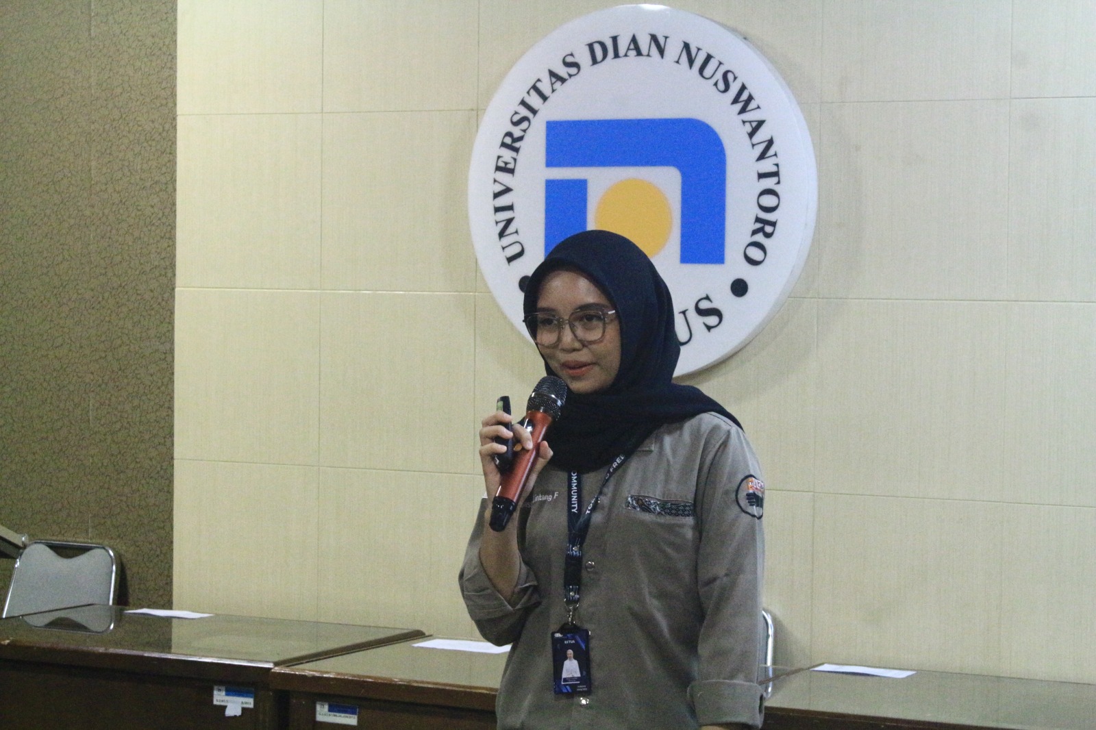 Presentasi dan evaluasi program kerja Biro TFC